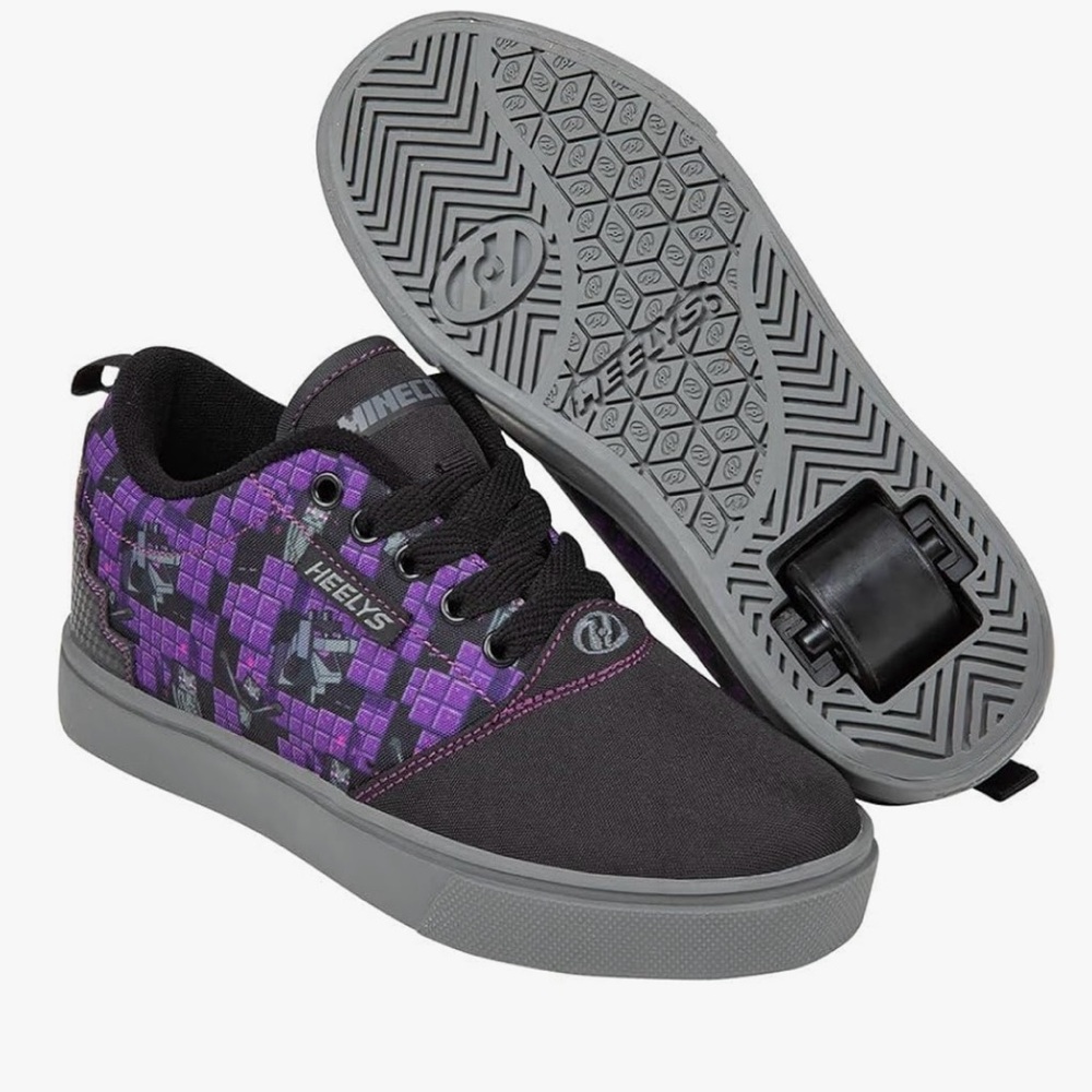 Heely’s Minecraft Enderman Skate Shoes